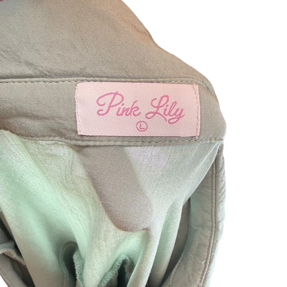 Pink Lily Sage Green Flowy Blouse Size L Button Front Boho Top - Picture 6 of 7